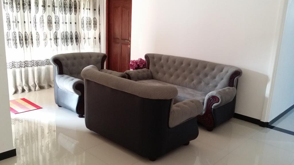 Appartamento Dumi House Weligama Esterno foto